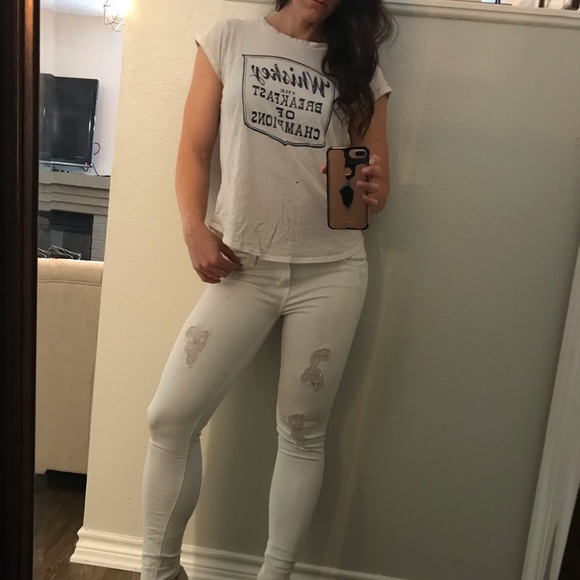 Lucky brand whiskey t shirt - Picture 2 of 3